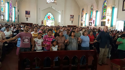 Miércoles 14 de septiembre de 2016, 18:00 hrs. Cortázar, Guanajuato, Parroquia de Nuestra Señora de Guadalupe